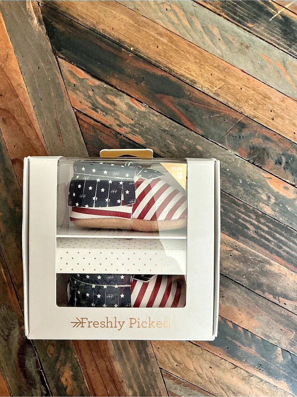 Freshly Picked Moccasin Americana Star & Stripe NWT